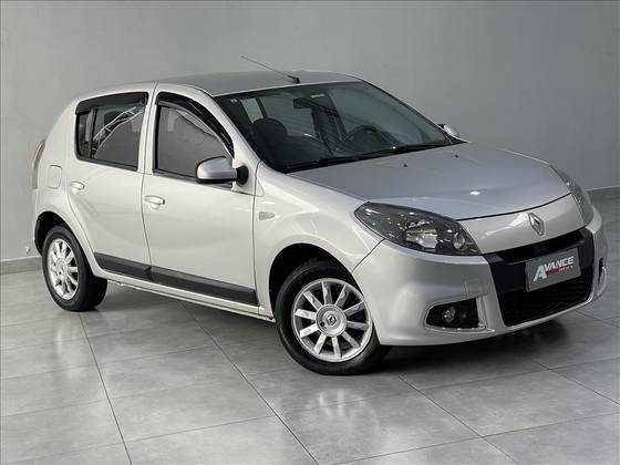 RENAULT SANDERO 1.6 PRIVILÉGE 16V FLEX 4P AUTOMÁTICO RENAULT SANDERO 1.6 PRIVILÉGE 16V FLEX 4P AUTOMÁTICO